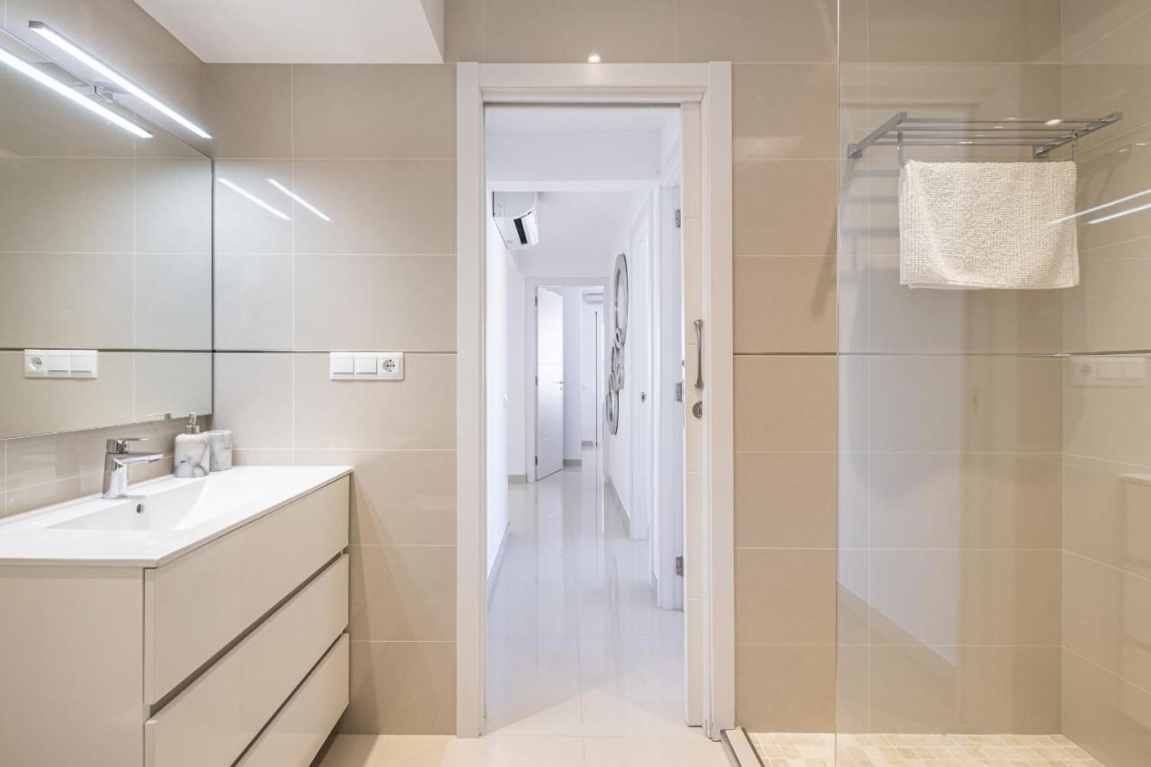 Halcon Deluxe 5-A Apartment Benidorm Luaran gambar
